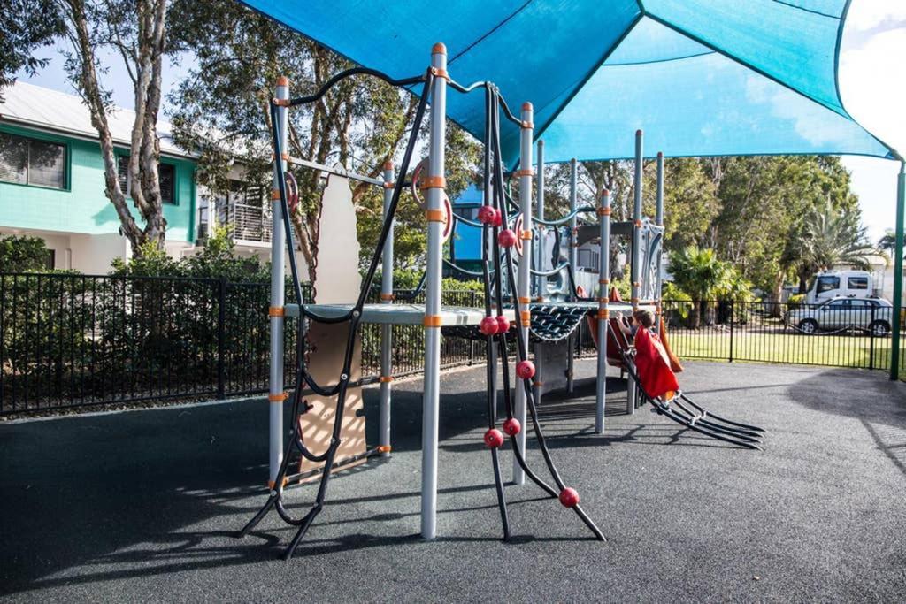 2 Bedroom In Tropical Apartment Noosaville